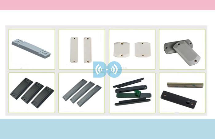 UHF RFID tag for metal containers